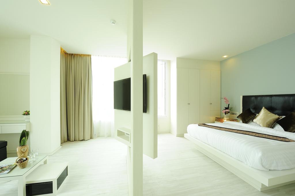 The Beverly Hills Hotel Nakhon Ratchasima Exterior photo