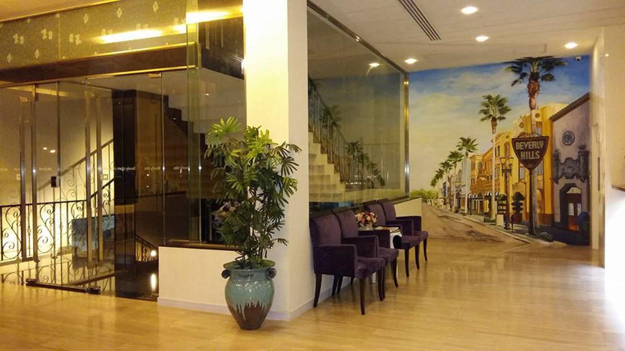 The Beverly Hills Hotel Nakhon Ratchasima Exterior photo