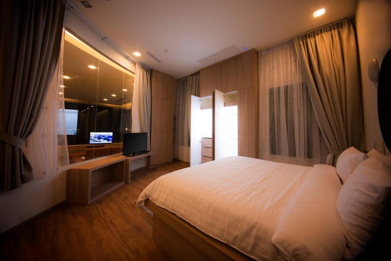 The Beverly Hills Hotel Nakhon Ratchasima Exterior photo