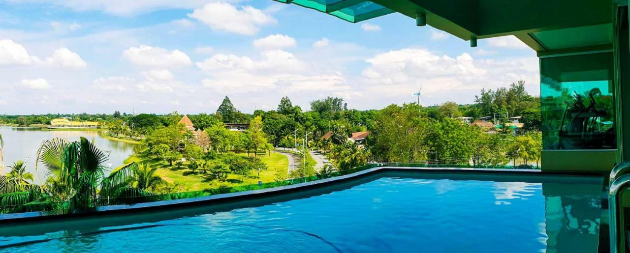The Beverly Hills Hotel Nakhon Ratchasima Exterior photo